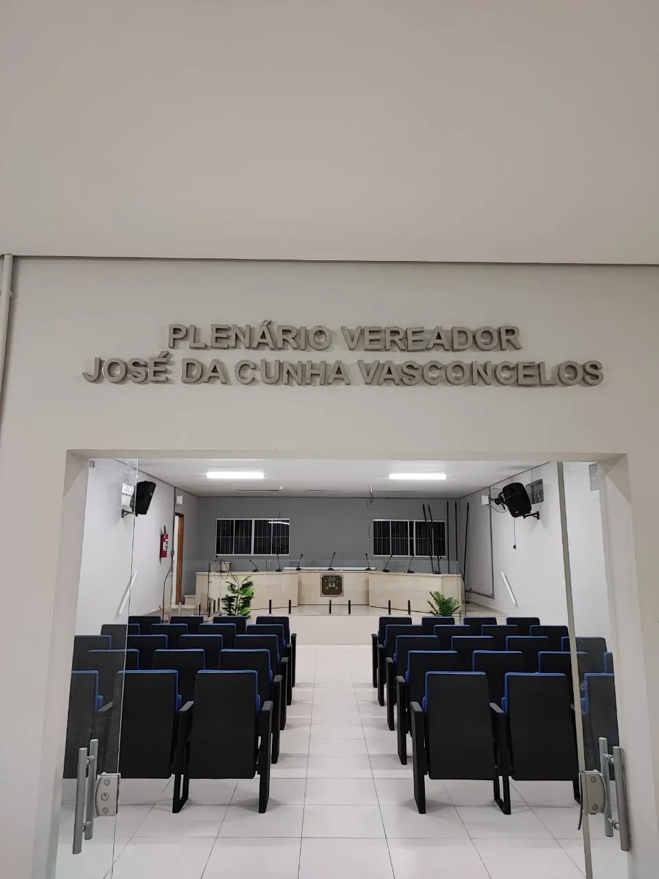 Entrada do Plenário Vereador José da Cunha Vasconcelos